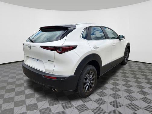 Snowflake White Pearl Mica 2025 Mazda CX-30 2.5 S