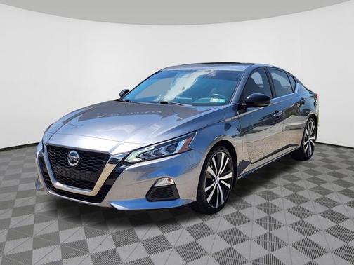 Gun Metallic 2019 Nissan Altima 2.5 SR