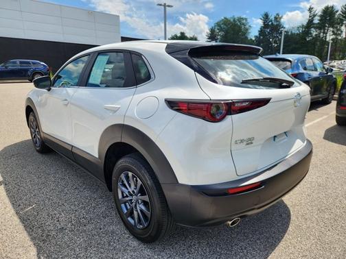 Snowflake White Pearl Mica 2025 Mazda CX-30 2.5 S