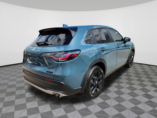 Nordic Forest Pearl 2024 Honda HR-V Sport