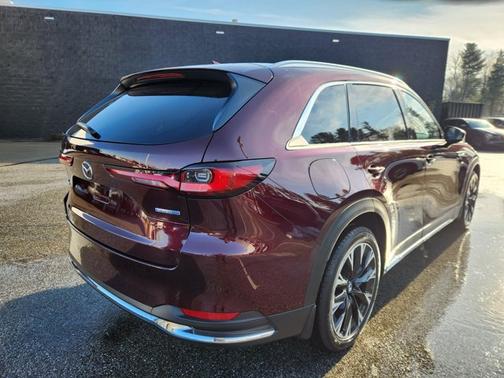 2024 Mazda CX-90 PHEV Premium