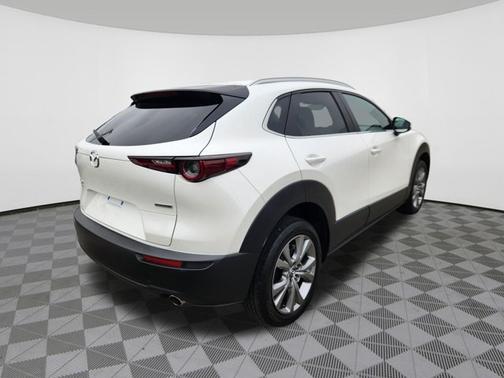 Snowflake White Pearl Mica 2023 Mazda CX-30 2.5 S Preferred Package