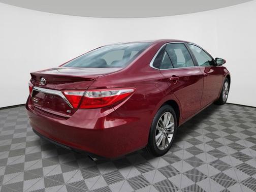 Ruby Flare Pearl 2016 Toyota Camry SE