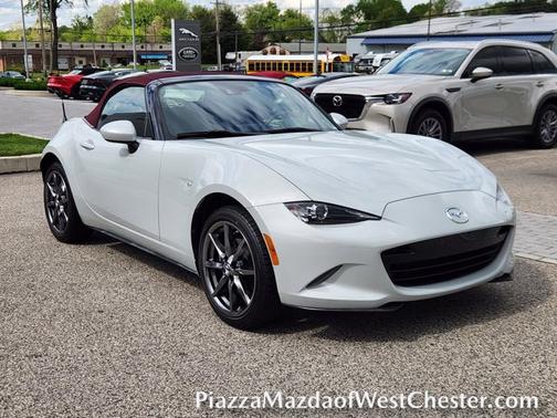Ceramic Metallic 2018 Mazda MX-5 Miata Grand Touring