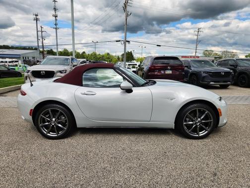 Ceramic Metallic 2018 Mazda MX-5 Miata Grand Touring