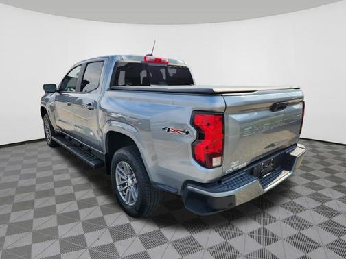 Sterling Gray Metallic 2023 Chevrolet Colorado 4WD LT