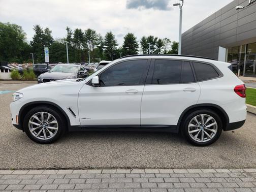 Mineral White Metallic 2018 BMW X3 xDrive30i