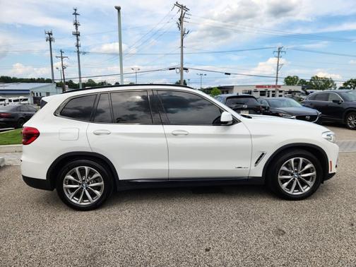 Mineral White Metallic 2018 BMW X3 xDrive30i