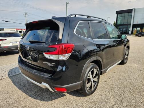 Crystal Black Silica 2020 Subaru Forester Touring