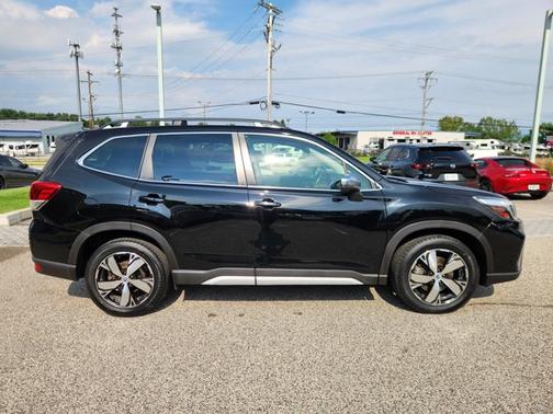 Crystal Black Silica 2020 Subaru Forester Touring