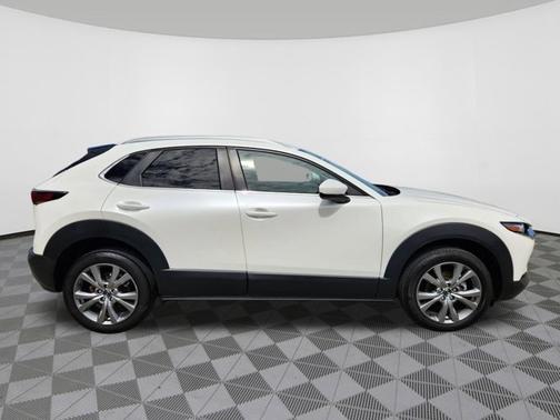 Snowflake White Pearl Mica 2023 Mazda CX-30 2.5 S Preferred Package