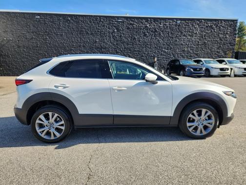 Snowflake White Pearl Mica 2023 Mazda CX-30 2.5 S Premium Package