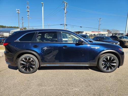 2024 Mazda CX-90 PHEV Premium Plus