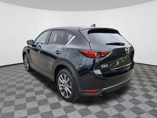 2021 Mazda CX-5 Signature