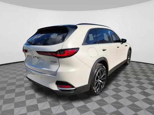 Rhodium White Premium 2025 Mazda CX-70 PHEV Premium Plus Package