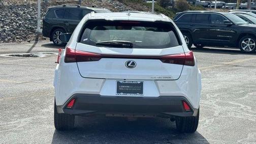 Eminent White Pearl 2024 Lexus UX 250h Premium