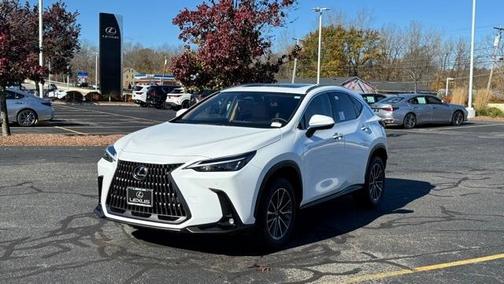 2026 Lexus NX 450h+ Luxury