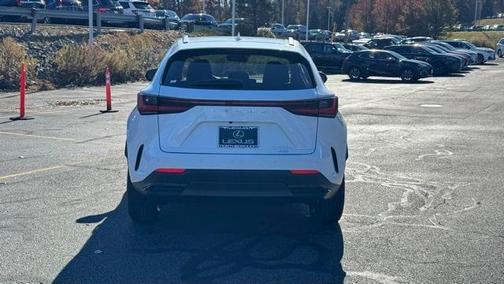 2026 Lexus NX 450h+ Luxury