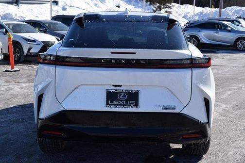 2026 Lexus RZ 450e Luxury