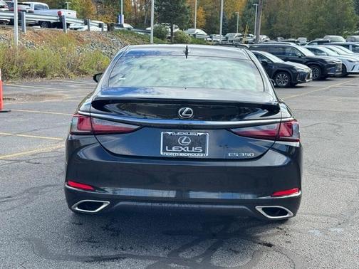 2025 Lexus ES 350 Base