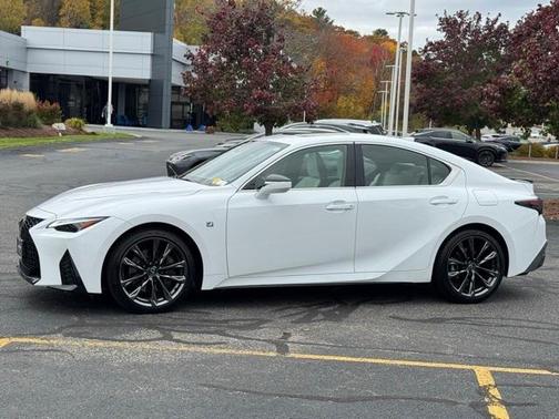 2024 Lexus IS 350 