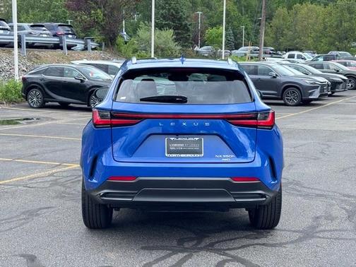 2022 Lexus NX 350h Luxury