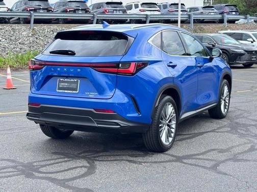 2022 Lexus NX 350h Luxury