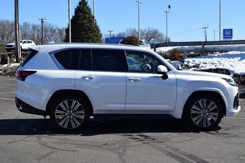 2026 Lexus LX 600 Luxury