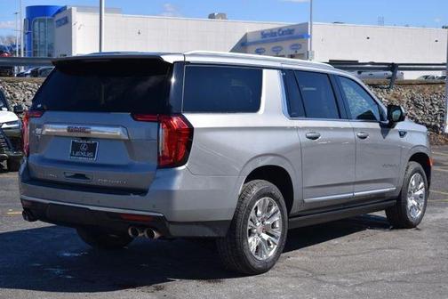 Sterling 2023 GMC Yukon XL Denali