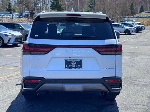 2025 Lexus LX 600 Luxury