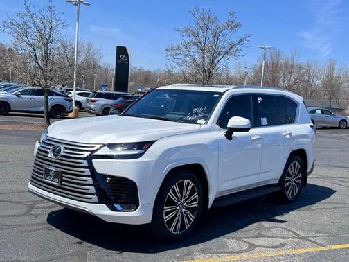 2025 Lexus LX 600 Luxury