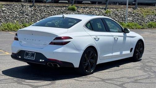 Alta White 2023 Genesis G70 2.0T