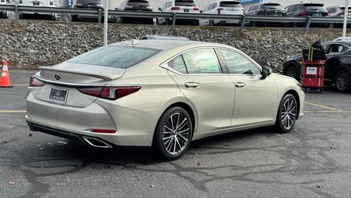 2025 Lexus ES 350 Base
