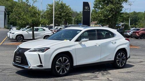 Eminent White Pearl 2022 Lexus UX 250h Base
