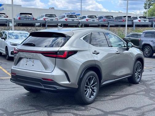 2025 Lexus NX 350 Premium