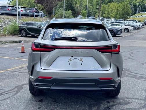 2025 Lexus NX 350 Premium
