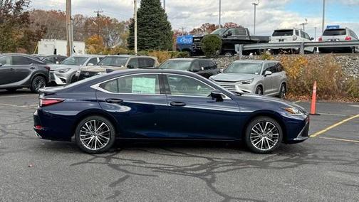 2025 Lexus ES 350 Base