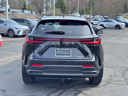 2023 Lexus NX 350h Premium