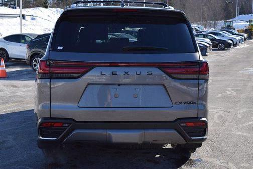 2026 Lexus LX 700h Luxury