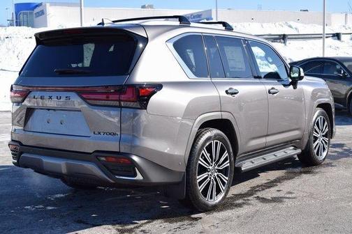 2026 Lexus LX 700h Luxury