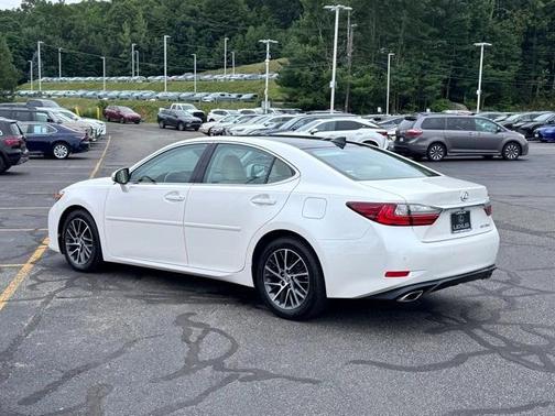 2017 Lexus ES 350 Base