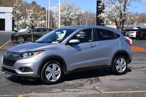 Lunar Silver Metallic 2019 Honda HR-V EX