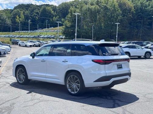 2024 Lexus TX 550h+ Luxury