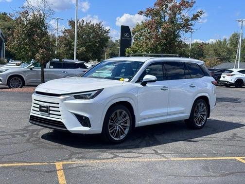 2024 Lexus TX 550h+ Luxury
