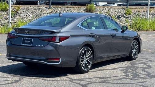 Cloudburst Gray 2025 Lexus ES 300h Base