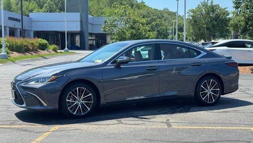 Cloudburst Gray 2025 Lexus ES 300h Base