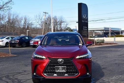 2026 Lexus NX 450h+ Luxury
