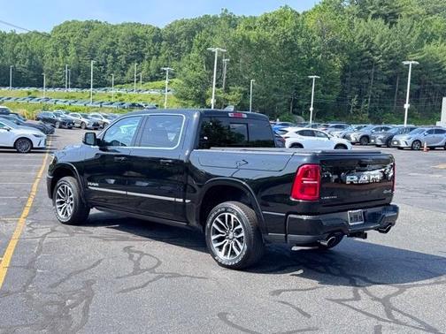 2025 RAM 1500 Limited