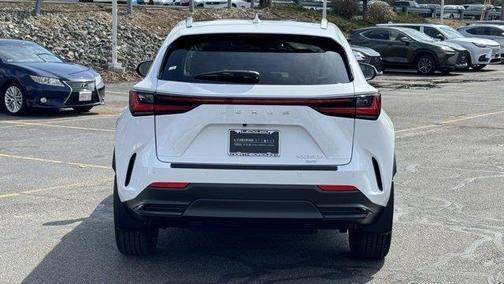 2026 Lexus NX 350h Luxury