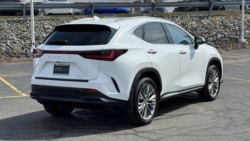 2026 Lexus NX 350h Luxury